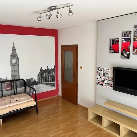 Slnecny Blizko Centra Апартаменты *